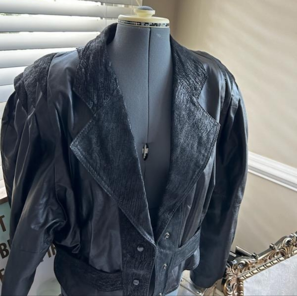 VTG 80's Black Leather jacket - Picture 10 of 11